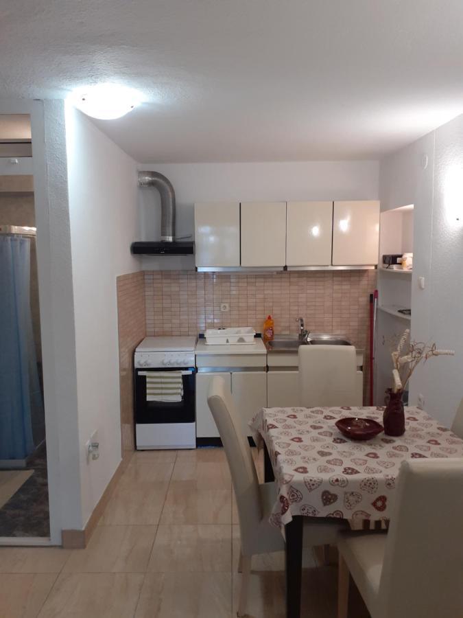 Apartments Andrijasevic มาคาร์สกา ภายนอก รูปภาพ