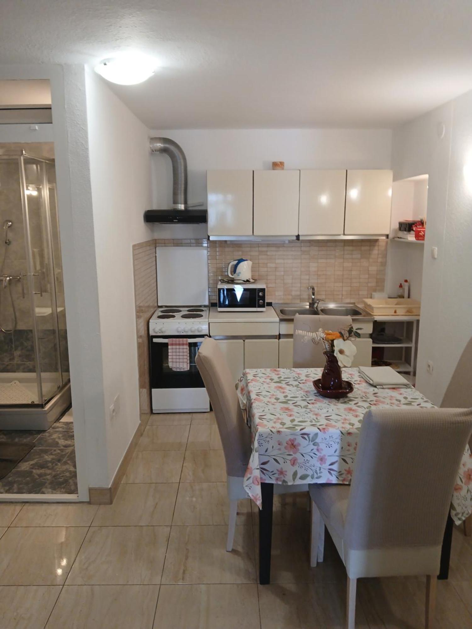 Apartments Andrijasevic มาคาร์สกา ภายนอก รูปภาพ